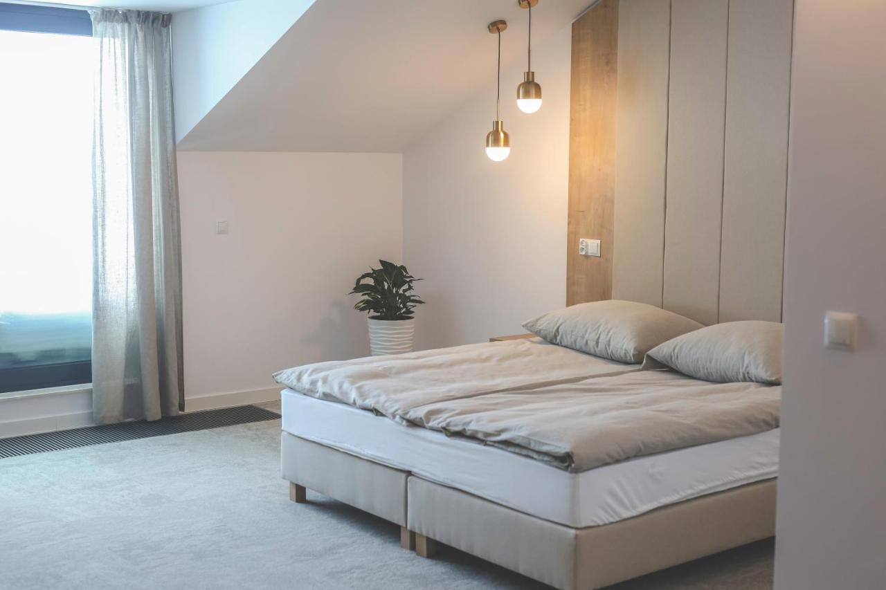 Hotel Szklane Lniane Korczyna  Esterno foto